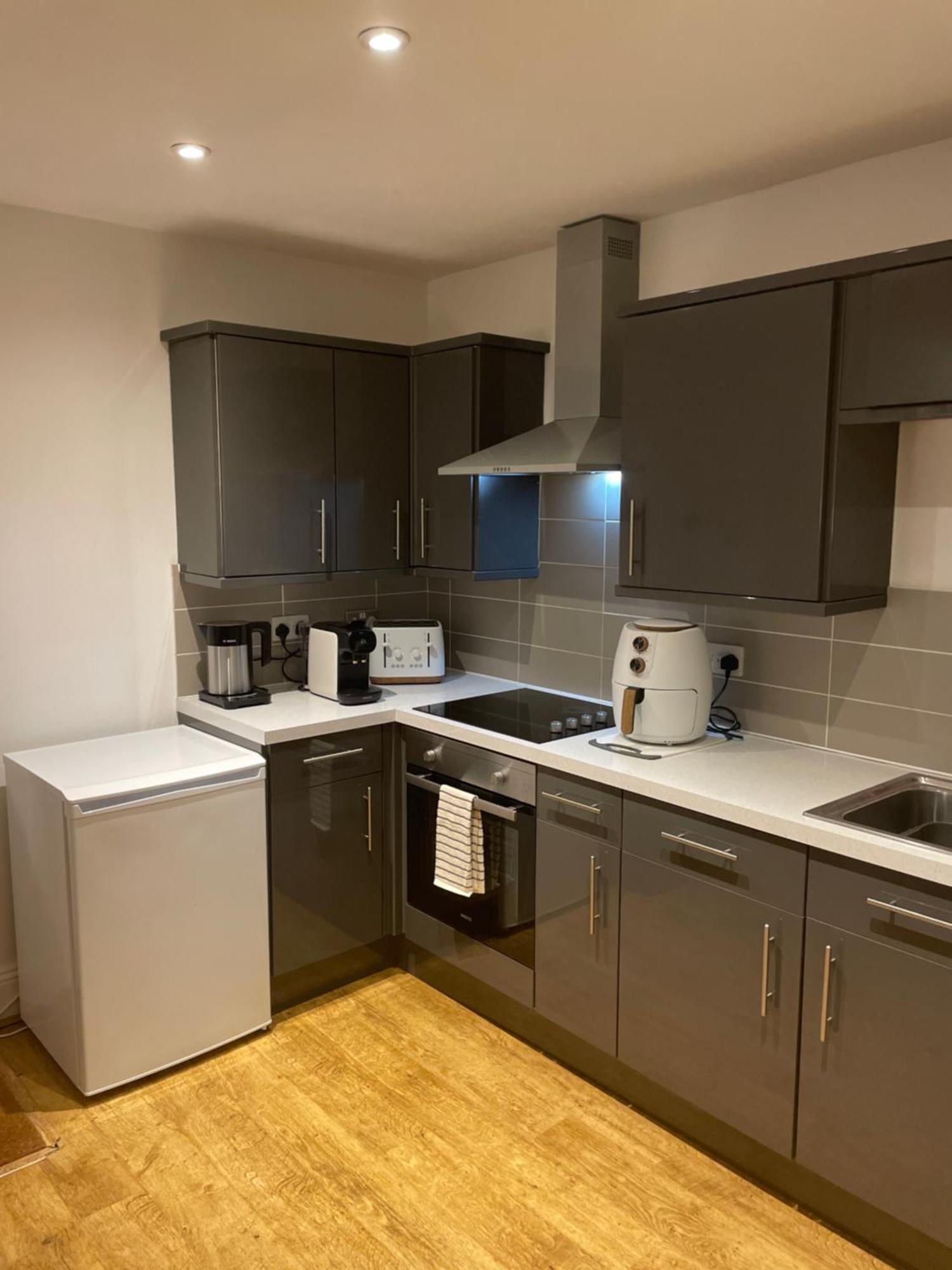 Cute 1 Bed Apartment 2 Mins From The Sea - Sleeps 4, Flat 8 The Gables, Church Street, Lyme Regis Zewnętrze zdjęcie